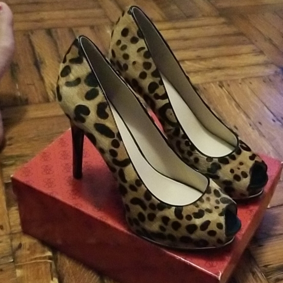 Leopard Peep Toe Heels - Picture 2 of 3
